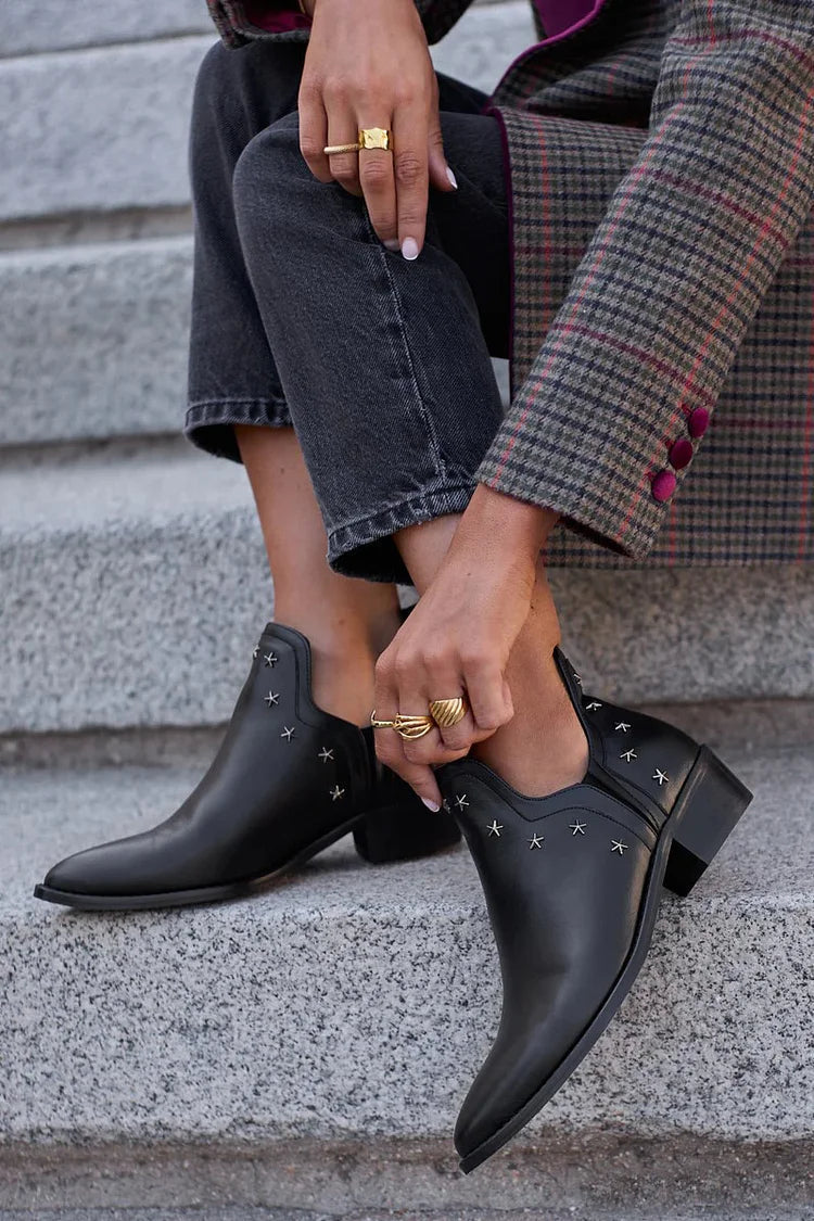  SADIE | STAR-STUDDED POINTED BOOTS