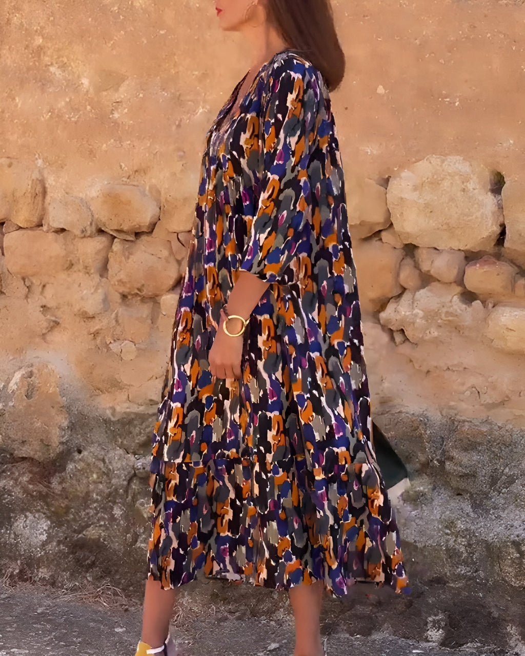 NATHALIE | RETRO PRINTED DRESS WITH V-NECK