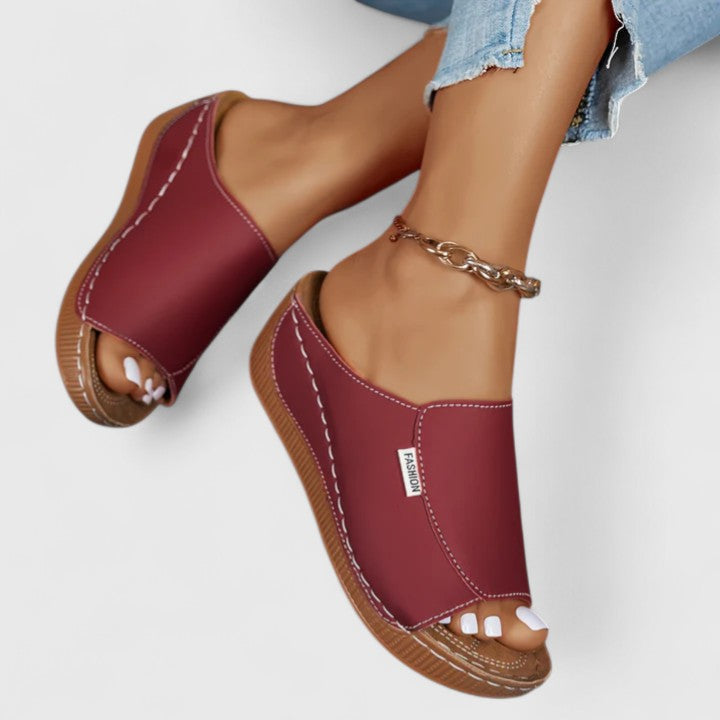 CELESTRIA | ORTHOPEDIC SANDALS
